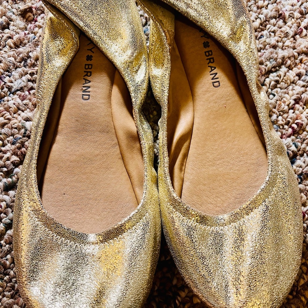 Lucky 🍀 Brand Gold Ballet Flats